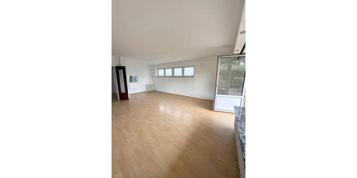 Charmantes Dreifamilienhaus in bester Lage von Baumberg. 9 zimmer