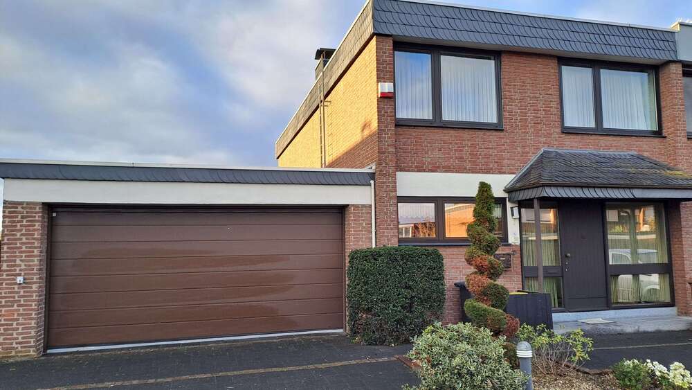 Einfamilienhaus Erftstadt - 5 Zimmer, 120 m&sup2;, 428.000&euro; | Angebot:25415378