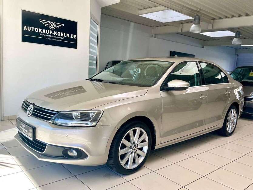 VW Jetta 176.000 km 6.990 € Köln 51067
