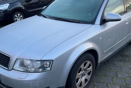 Audi A4 210.000 km 1.499 &euro; Neuss 41462