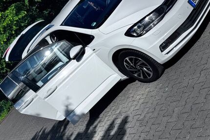 VW Touran 235.000 km 12.100 &euro; Bergheim 50126