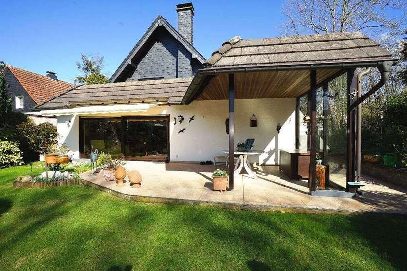 Haus zum Kaufen in Leverkusen 728.000 € 165 m²