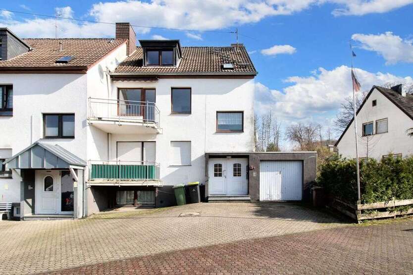 Haus zum Kaufen in Lohmar 369.000 € 168.2 m²