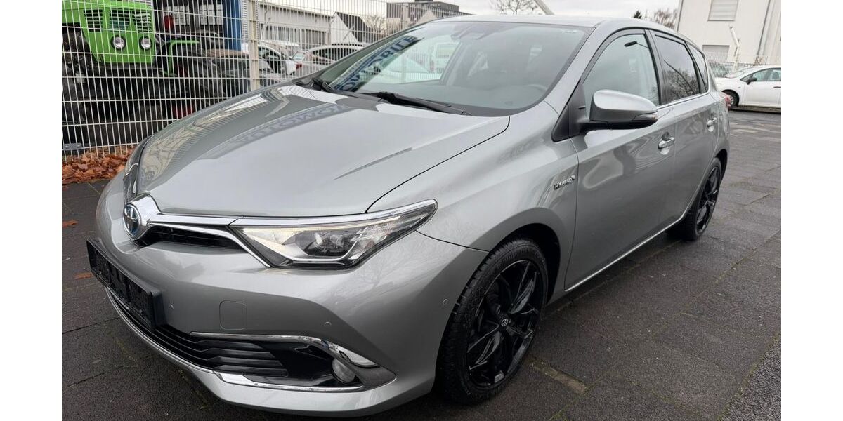 Toyota Auris 141.105 km 11.300 &euro; Köln 51109
