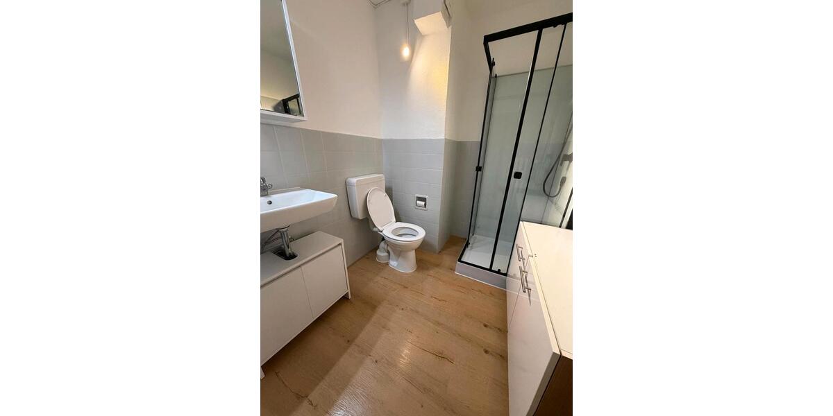 Hochparterre Köln Mülheim - 1 Zimmer, 28 m&sup2;, 850&euro; | Angebot:26464216