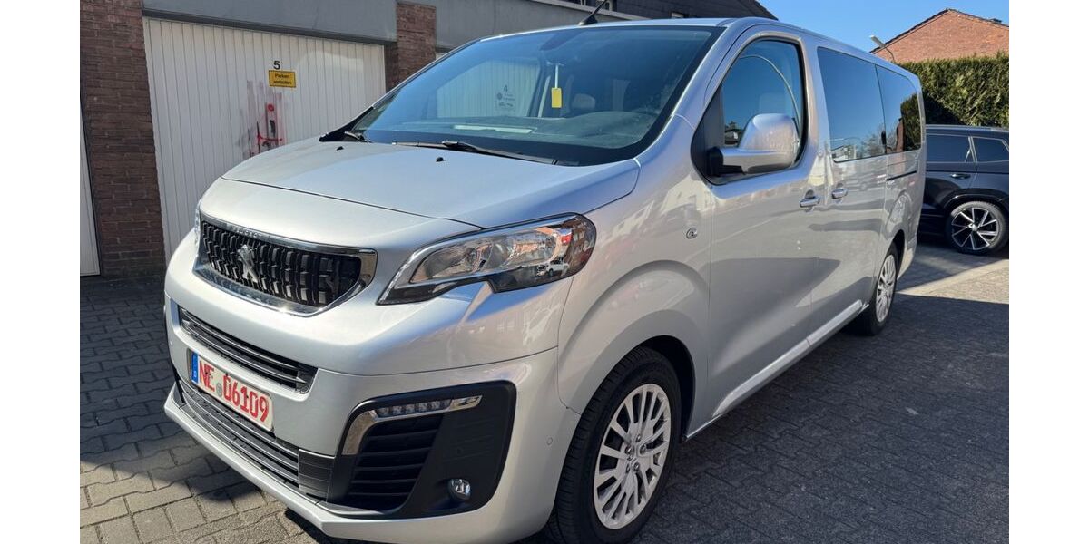 Peugeot Traveller 118.000 km 18.990 &euro; Neuss 41462