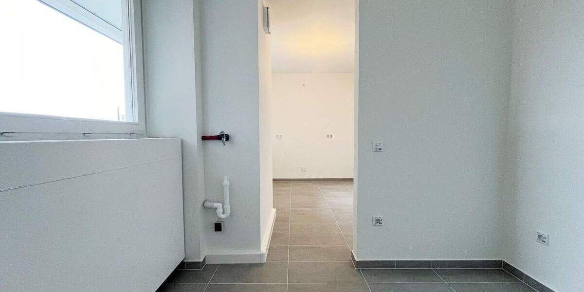 Etagenwohnung Köln Bayenthal - 4 Zimmer, 126 m&sup2;, 1.890&euro; | Angebot:25769471