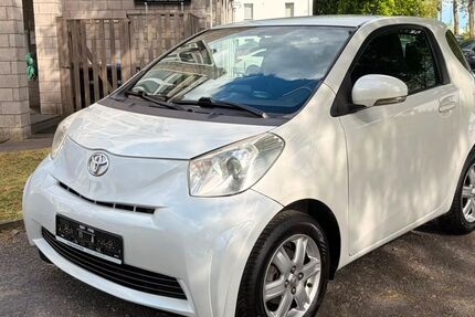 Toyota IQ 85.000 km 4.999 &euro; Köln 51107