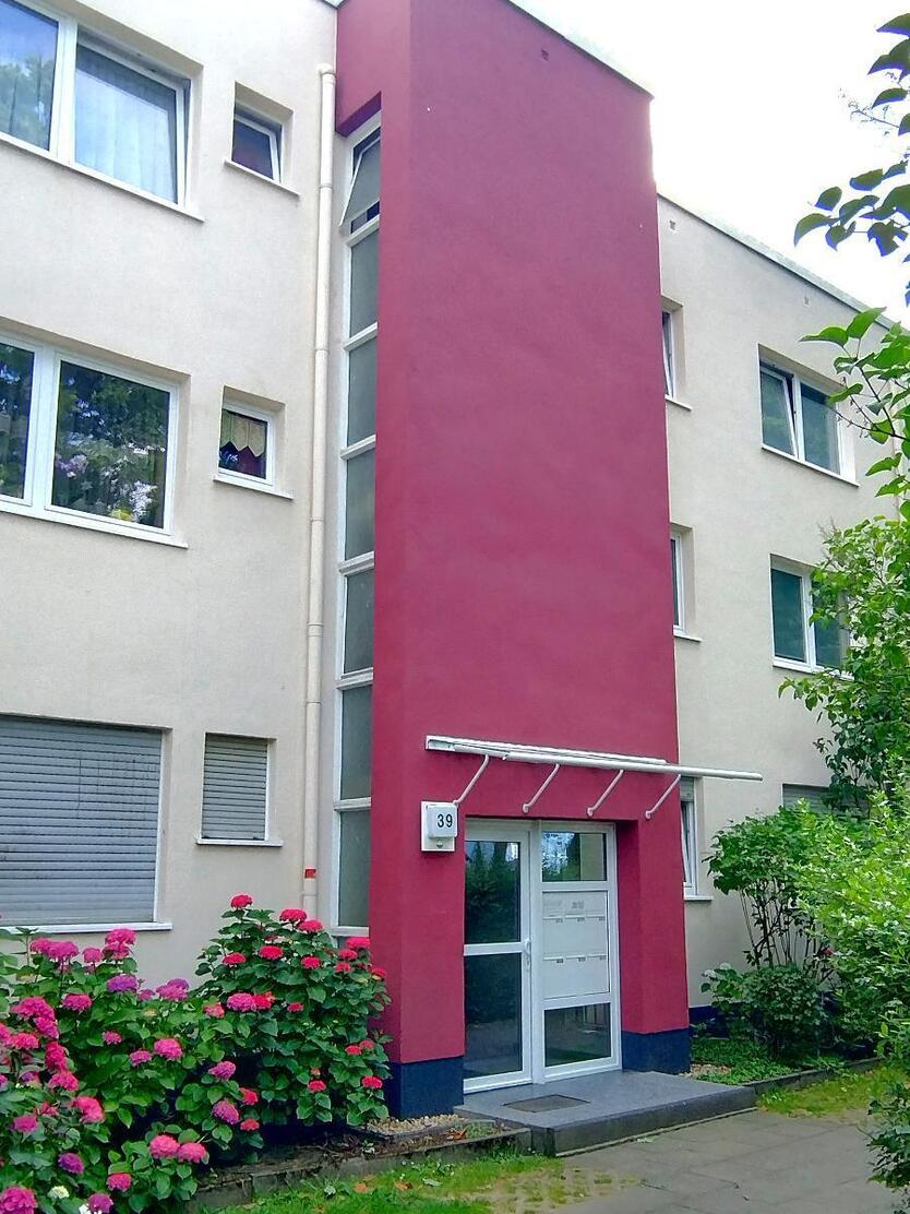 Großzügige 6-Zimmer Wohnung mit Balkon und Gartenmitbenutzung, ruhige und grüne Wohnlage, kleine Eigentümergemeinschaft 6 zimmer