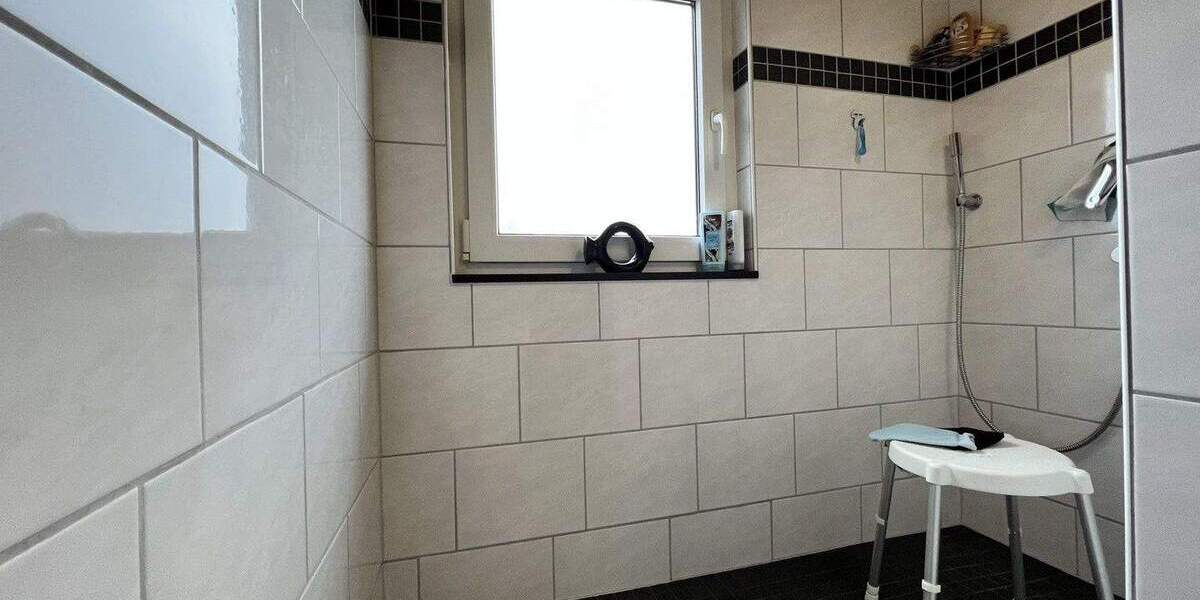 Dreifamilienhaus in zentraler Lage 8 zimmer