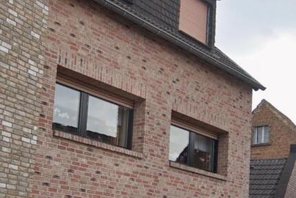 Einfamilienhaus mit Ausbaupotenzial in familienfreundlicher Lage zimmer