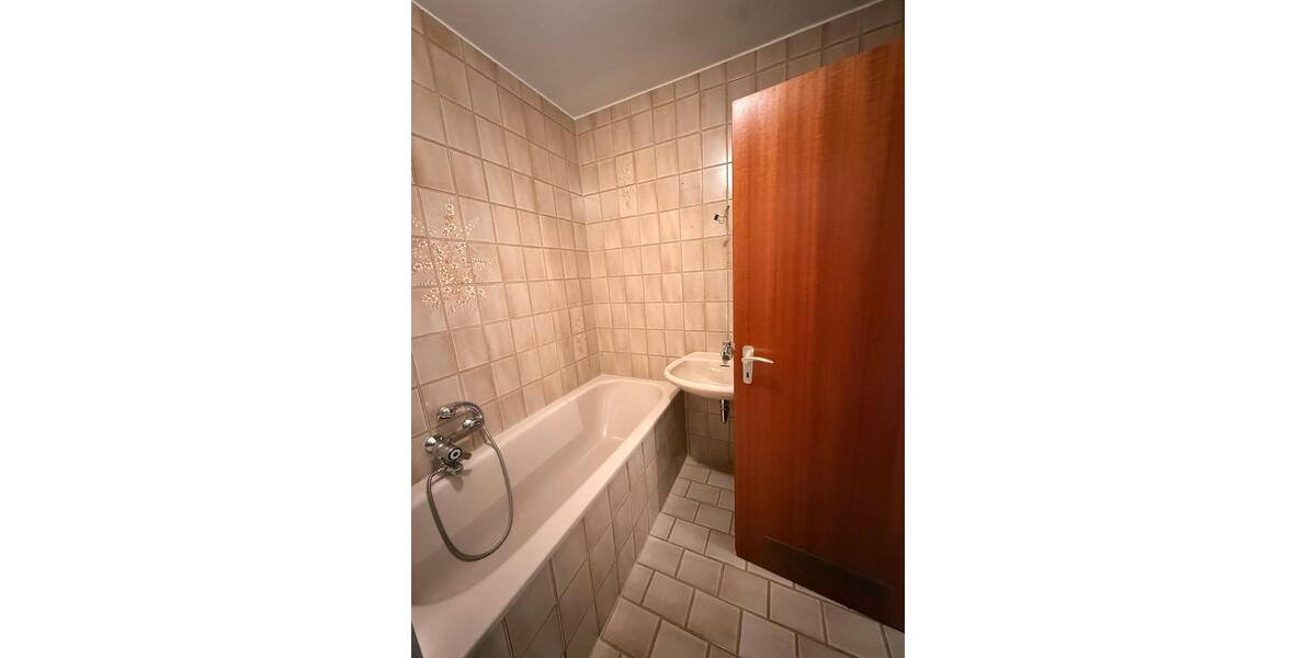 Etagenwohnung Wülfrath - 2 Zimmer, 72 m&sup2;, 169.000&euro; | Angebot:25713584