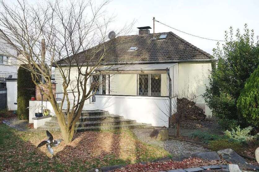 Haus zum Kaufen in Bergisch Gladbach 398.000 € 90 m²