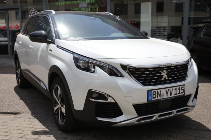 Peugeot 5008 142.000 km 15.400 € Bergheim 50129