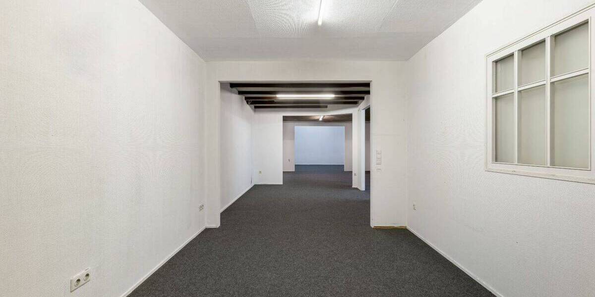 Flexible Gewerbeimmobilie mit Büroflächen in Top Lage Leverkusens - Ideal für wachsende Unternehmen 1 zimmer