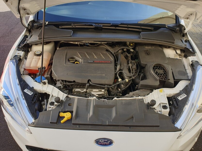 Ford Focus 106.000 km 14.950 € Solingen 42651