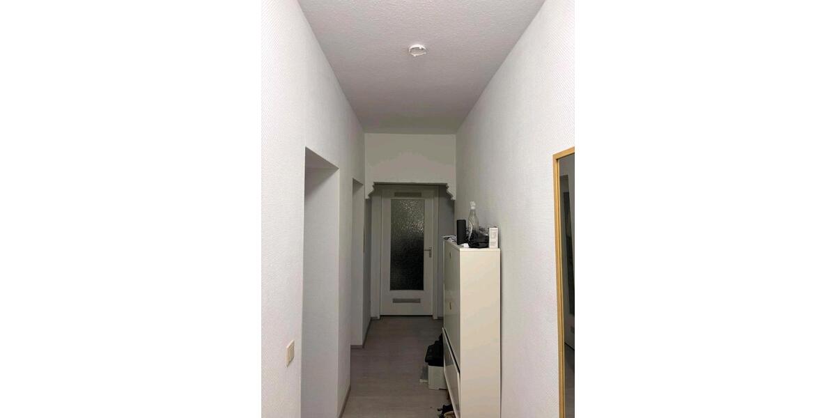 Etagenwohnung Hürth - 3 Zimmer, 67 m&sup2;, 1.300&euro; | Angebot:25341313