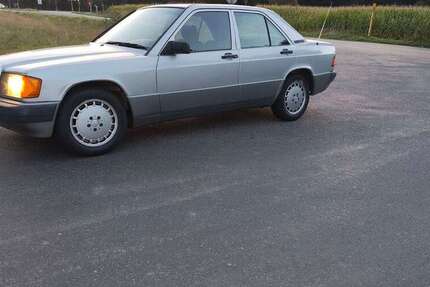 Mercedes-Benz 190 234.200 km 3.800 € Kerpen 50171