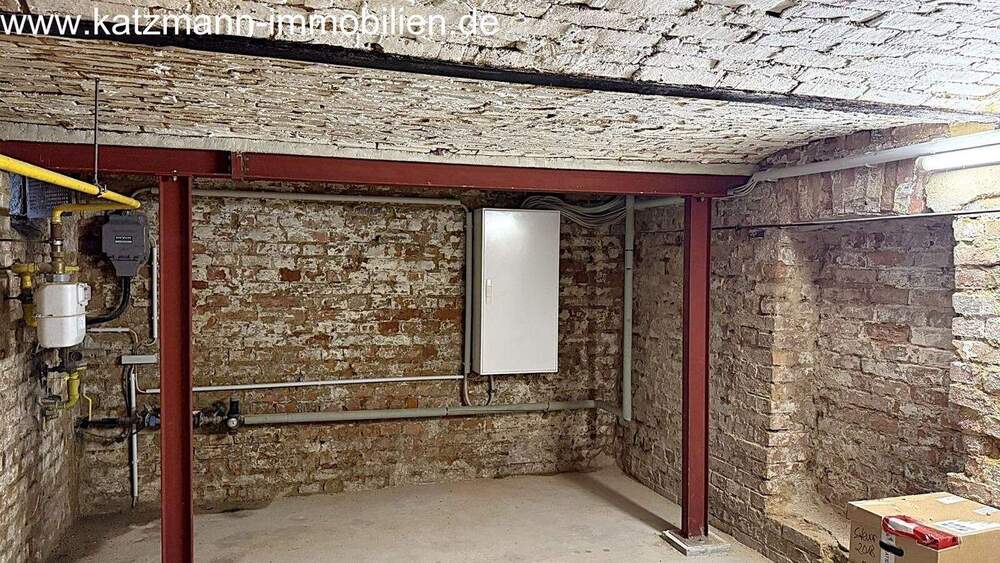 Gewerbeobjekt Kerpen Brüggen - 1 Zimmer, 202 m&sup2;, 385.000&euro; | Angebot:23437351