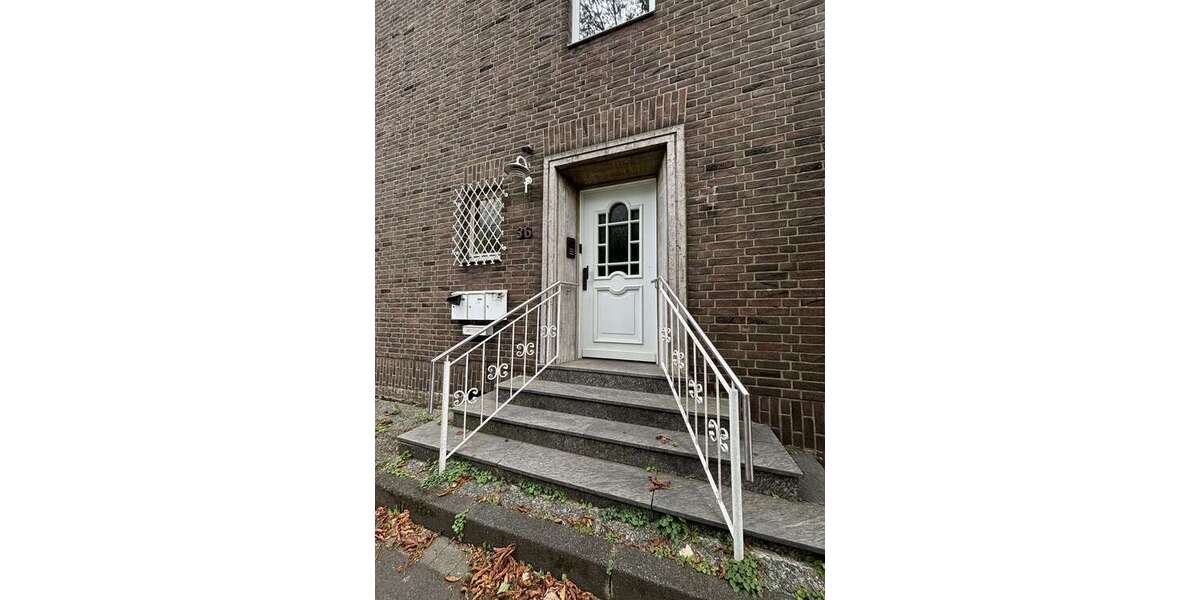 Haus zum Kaufen in Neuss 749.000 € 299 m² 9 zimmer