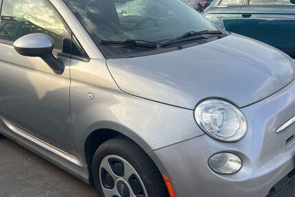 Fiat 500e 67.500 km 3.900 &euro; Troisdorf (Nähe Köln/Bonn) 53844