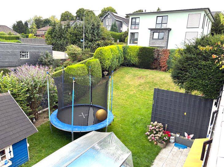 Mehrfamilienhaus, Wohnhaus Wermelskirchen - 6 Zimmer, 398.000&euro; | Angebot:23128305