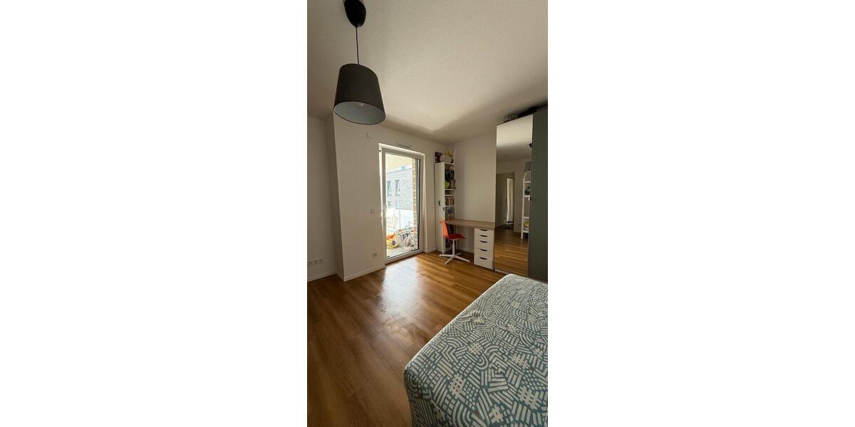 Etagenwohnung Bergisch Gladbach - 3 Zimmer, 82 m&sup2;, 1.184&euro; | Angebot:25417346