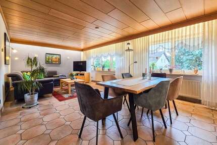 Haus zum Kaufen in Troisdorf 449.000 € 204.17 m² 8 zimmer