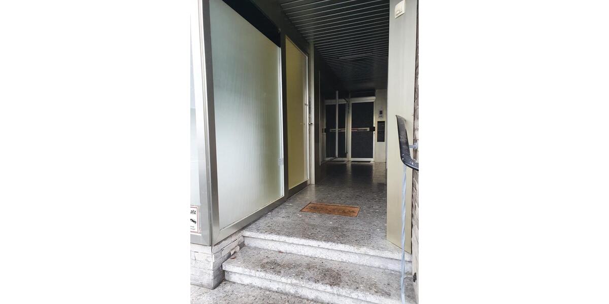 KERPEN LADENLOKAL oder LAGER 55 qm mit HEIZUNG BACHSTR.163 zimmer