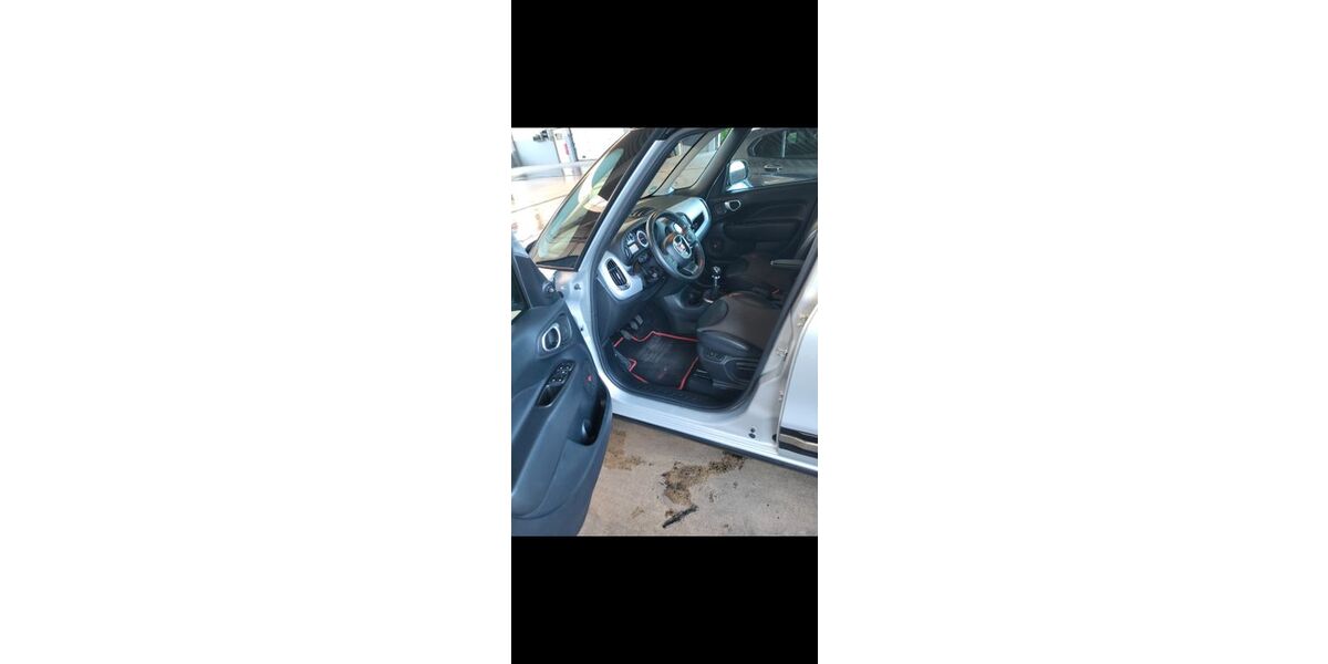 Fiat 500L 150.000 km 5.000 &euro; KÖLN 50678