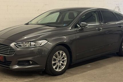 Ford Mondeo 39.980 km 14.400 &euro; Düsseldorf 40468