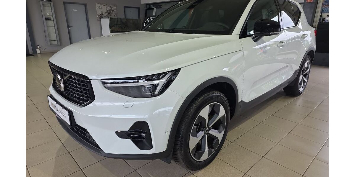 Volvo XC40 9.937 km 31.950 &euro; Bergheim 50126
