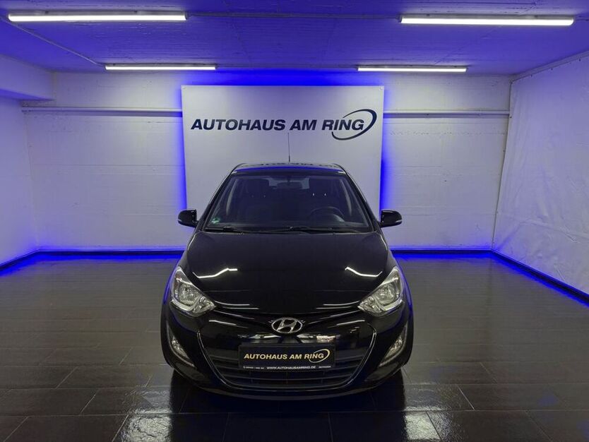 i20