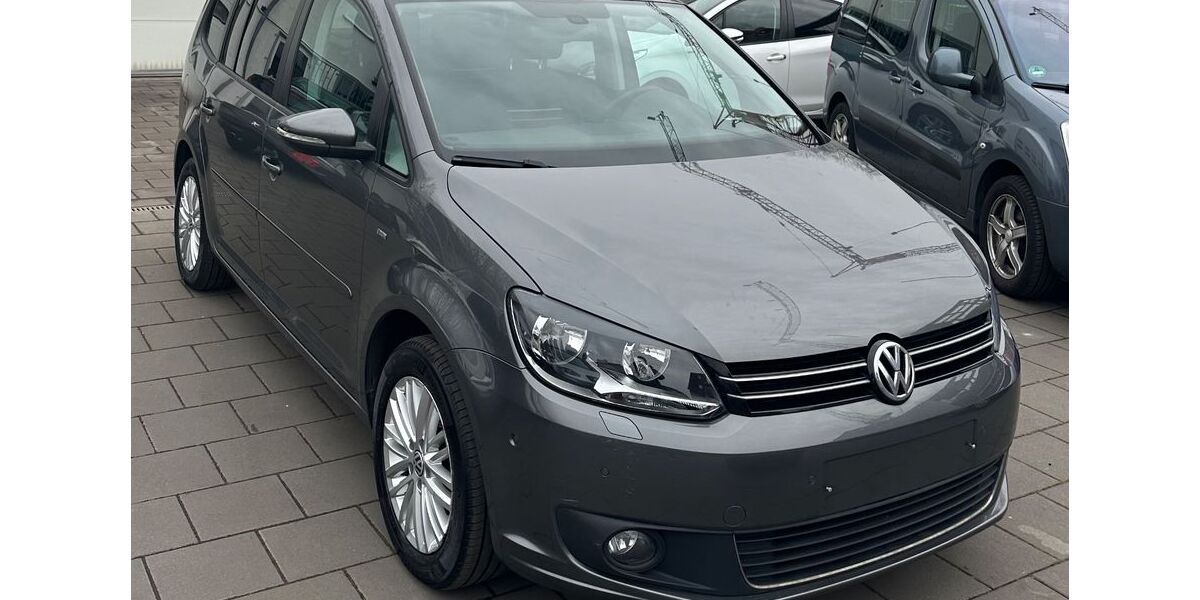 VW Touran 145.000 km 9.600 &euro; Bergheim (bei Köln) 50129