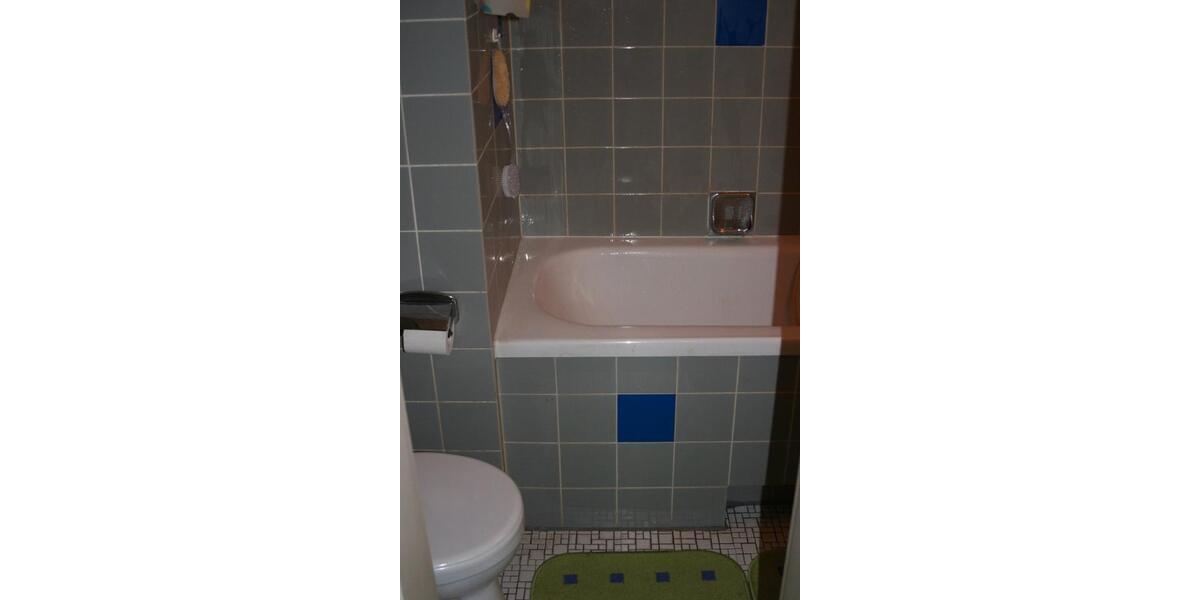 Etagenwohnung Düsseldorf Lörick - 1 Zimmer, 45 m&sup2;, 720&euro; | Angebot:26381642