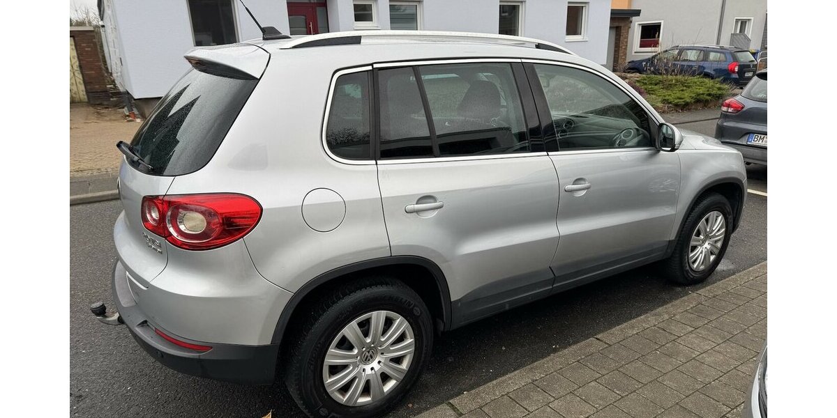 VW Tiguan 2.0TSI DSG 4-Motion Xenon AHK SR+WR 1.Hd 109.500 km 11.900 &euro; Erftstadt 50374