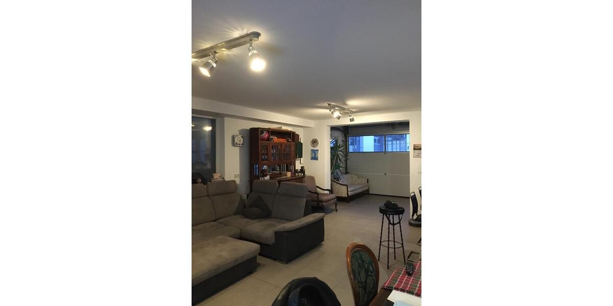 Doppelhaushälfte Remscheid Reinshagen - 6 Zimmer, 235 m&sup2;, 1.400&euro; | Angebot:25140319