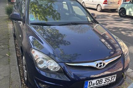 Hyundai i30 210.000 km 2.400 &euro; Neuss 41462