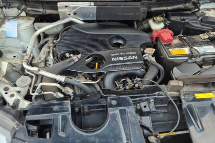 Nissan X-Trail 131.000 km 14.200 &euro; Köln 51149