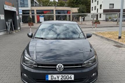 VW Polo 89.500 km 9.900 &euro; Düsseldorf 40239