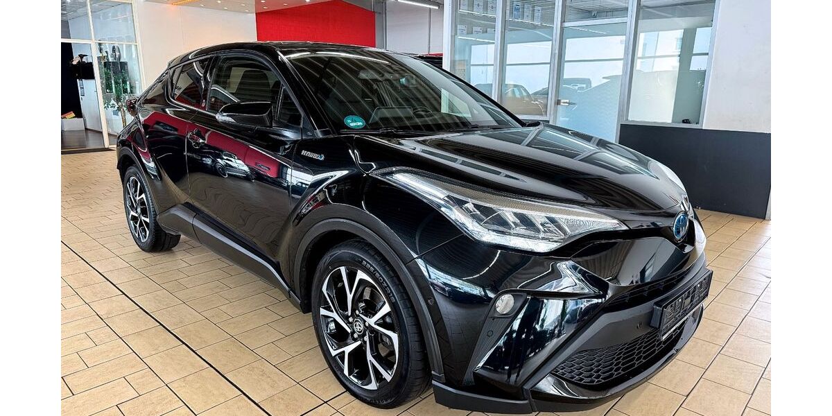 Toyota C-HR 84.350 km 19.850 € Köln 50739