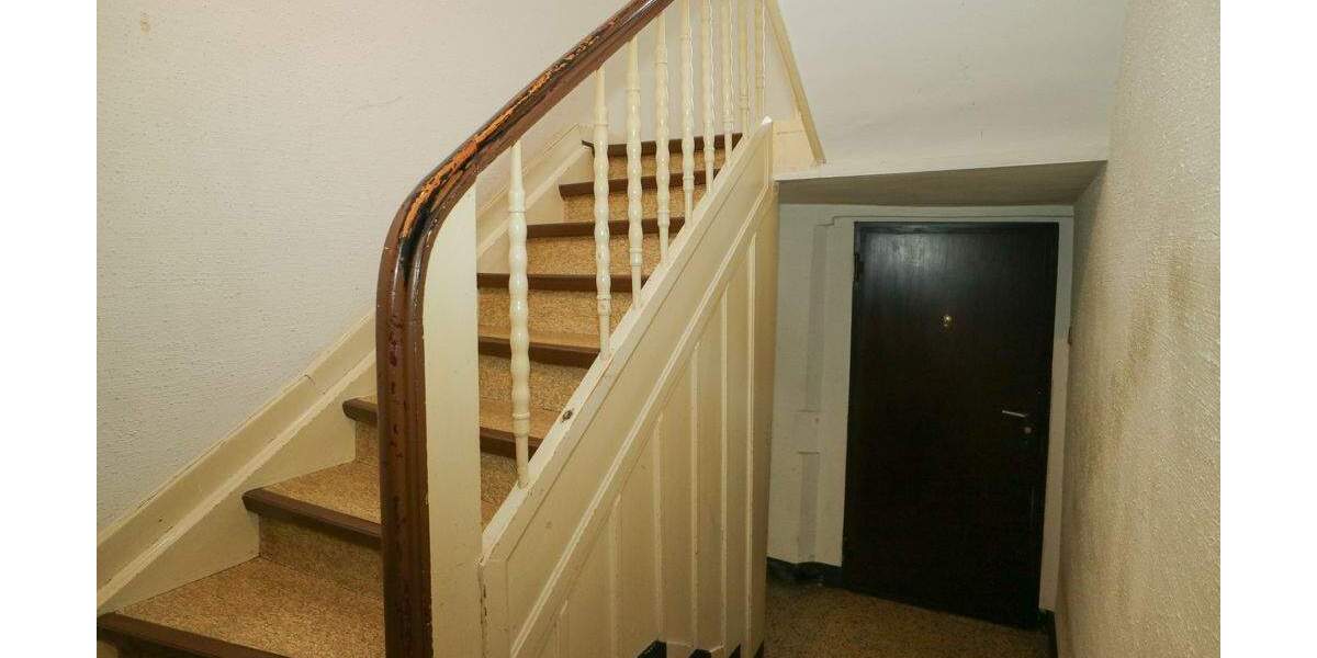 Mehrfamilienhaus, Wohnhaus Neuss Dreikönigenviertel - 6 Zimmer, 132 m&sup2;, 350.000&euro; | Angebot:22967923