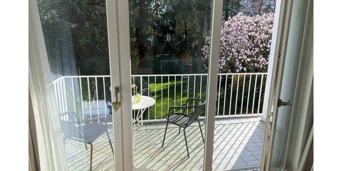 Etagenwohnung Köln Bayenthal - 2 Zimmer, 90 m&sup2;, 2.050&euro; | Angebot:26929407