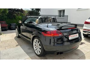 Audi TT Coupe/Roadster 2.0 TFSI Roadster 155.400 km 9.699 &euro; Troisdorf 53844