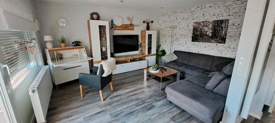 Etagenwohnung Bedburg - 2 Zimmer, 62 m&sup2;, 1.300&euro; | Angebot:26717855