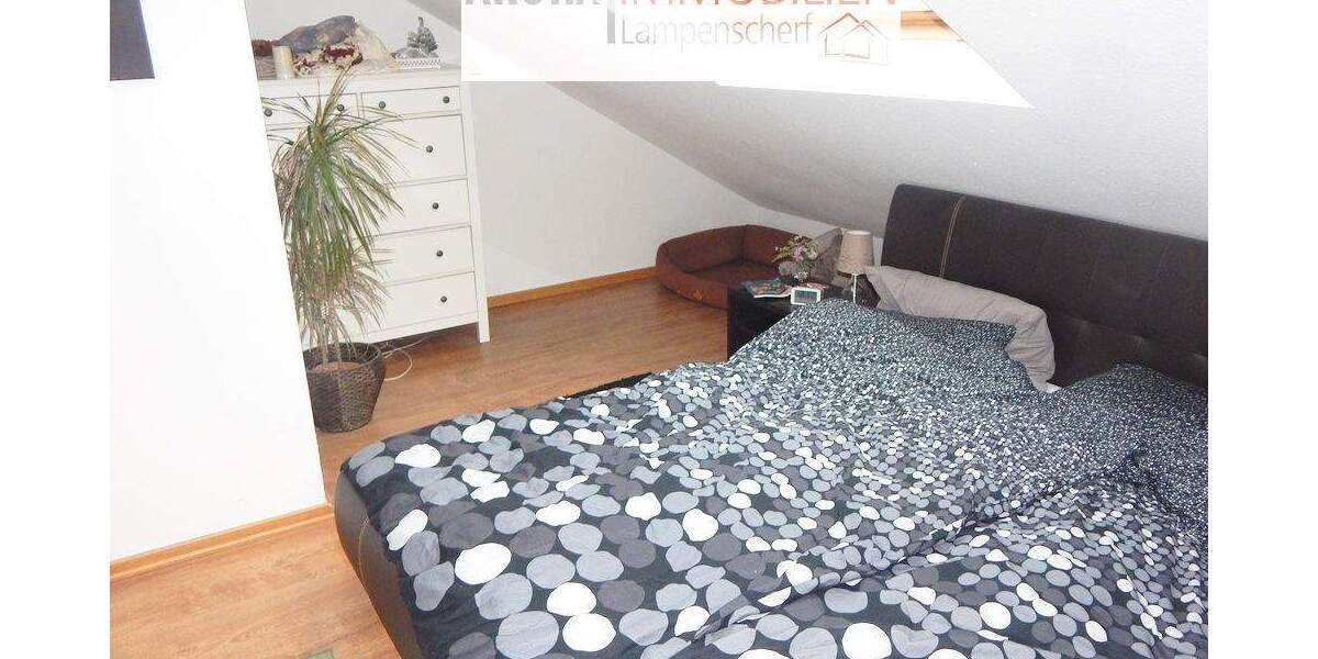 Reihenmittelhaus Langenfeld (Rheinland) Richrath - 5 Zimmer, 130 m&sup2;, 1.400&euro; | Angebot:25177815