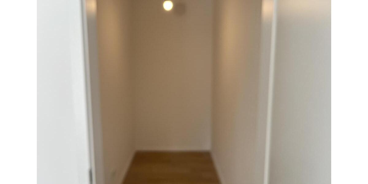 Etagenwohnung Köln Kalk - 3 Zimmer, 110 m&sup2;, 2.000&euro; | Angebot:26408974