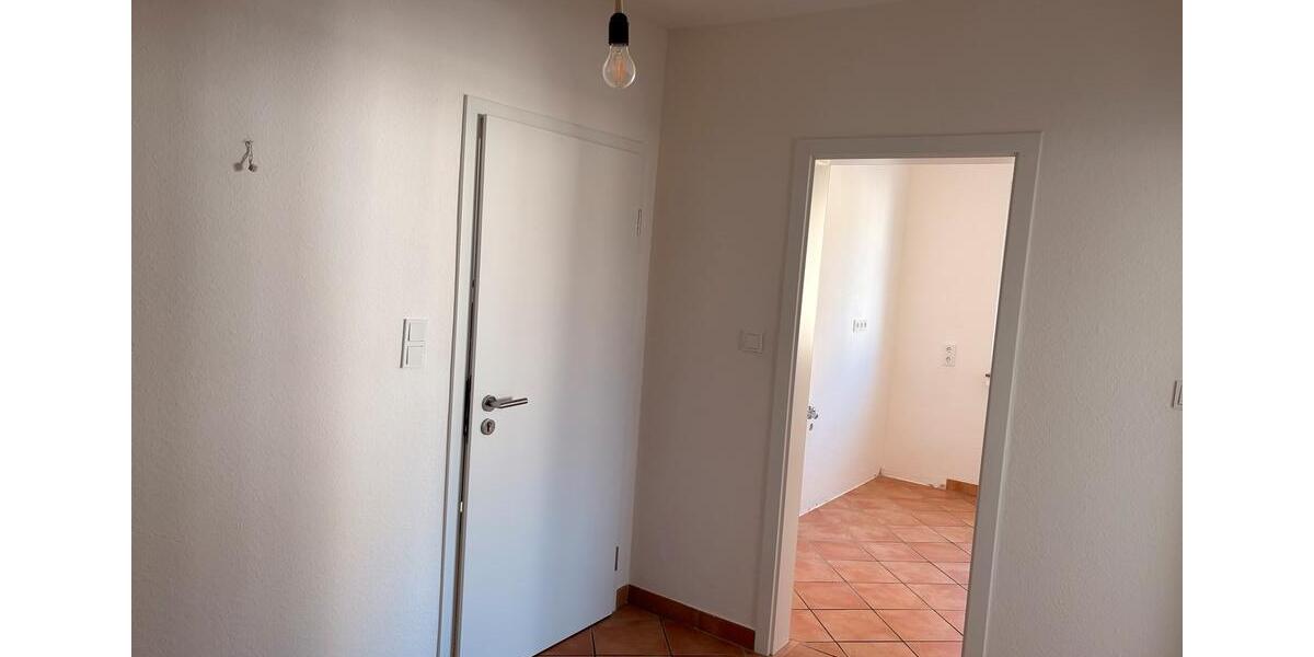 Etagenwohnung Leverkusen Schlebusch - 2 Zimmer, 65 m&sup2;, 950&euro; | Angebot:26320456