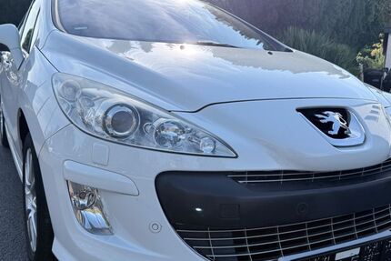 Peugeot 308 144.000 km 4.999 &euro; Brühl (Nähe Köln) 50321