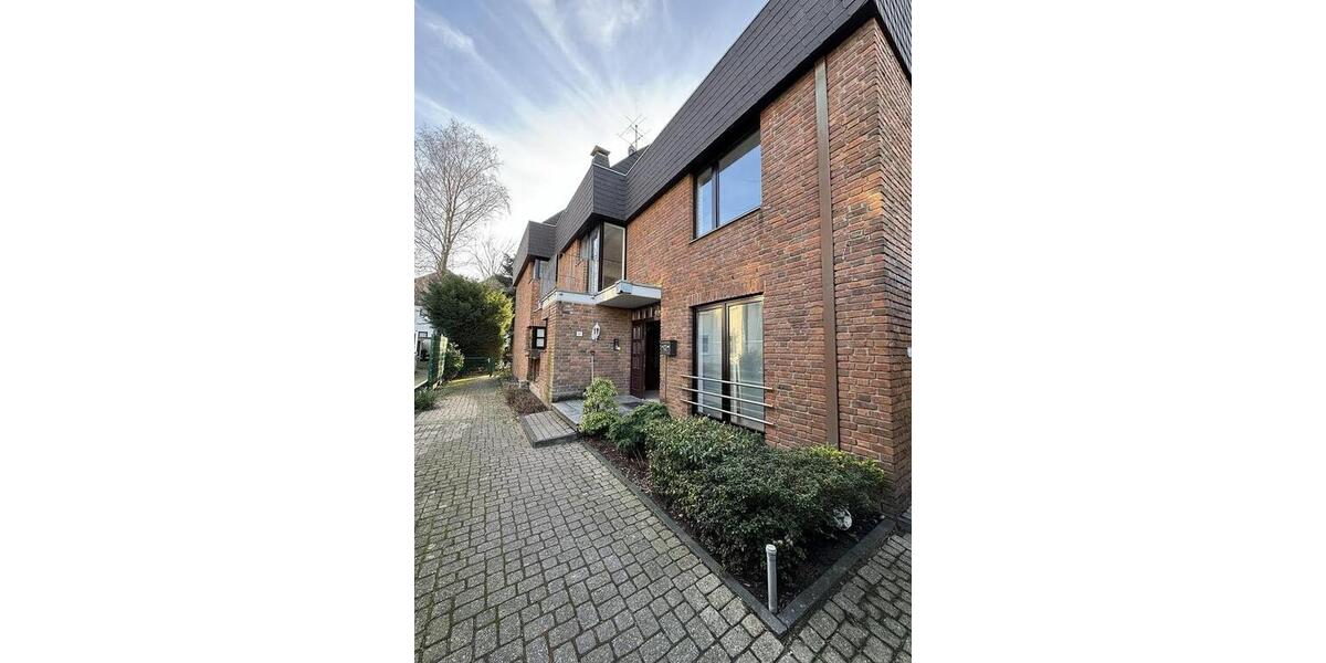 Erdgeschoßwohnung Bergisch Gladbach Paffrath - 3 Zimmer, 109 m&sup2;, 1.450&euro; | Angebot:25271153